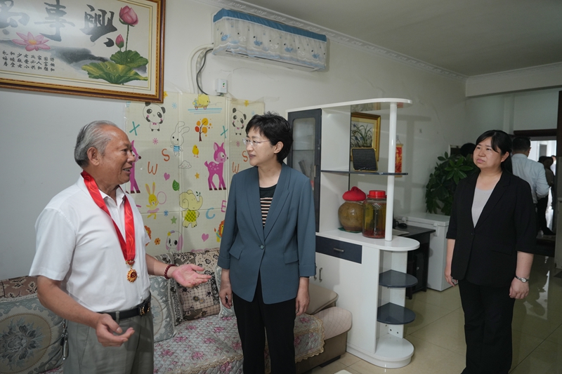 施小琳在乐山市、雅安市调研时强调 保持高质量发展战略定力 加快农业农村现代化 推动经济持续向新向优(图4)