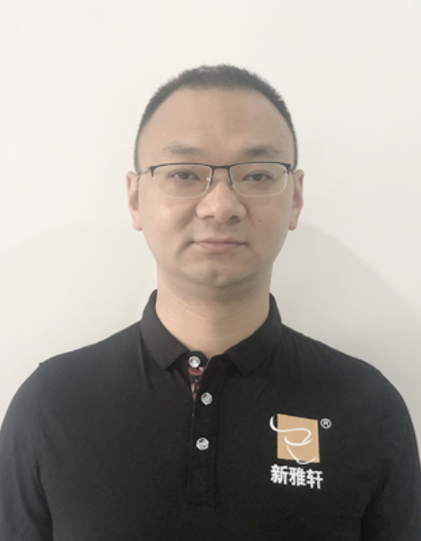 李旭(图1) 李旭(图1)