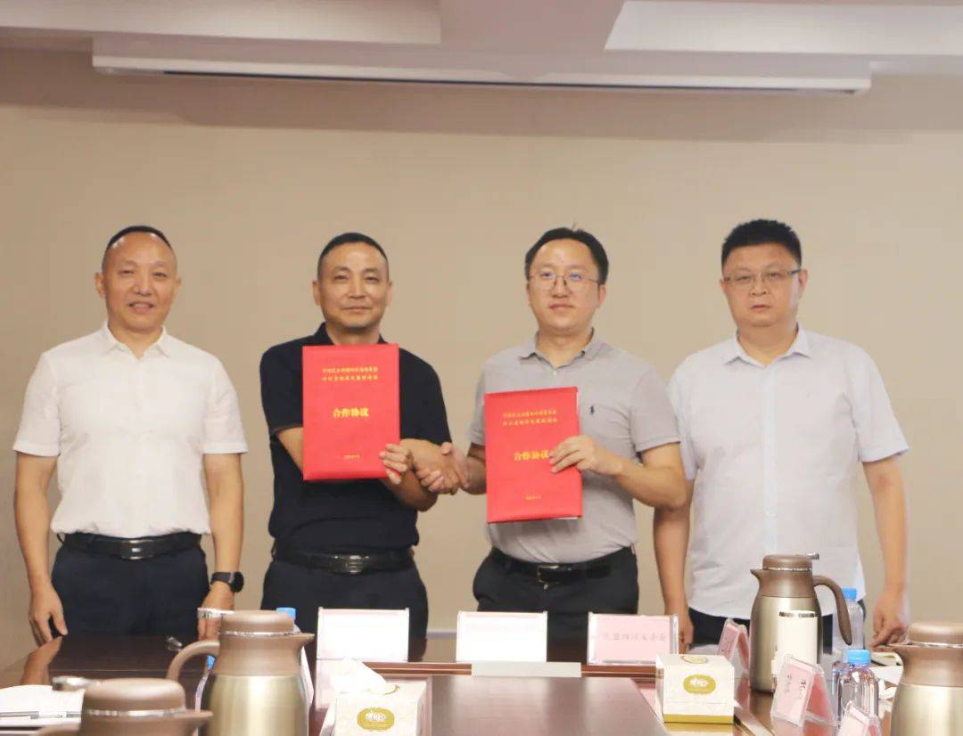 民盟四川省委会 四川省经济发展促进会携手共建人民政协智库 (图2) 民盟四川省委会 四川省经济发展促进会携手共建人民政协智库 (图2)