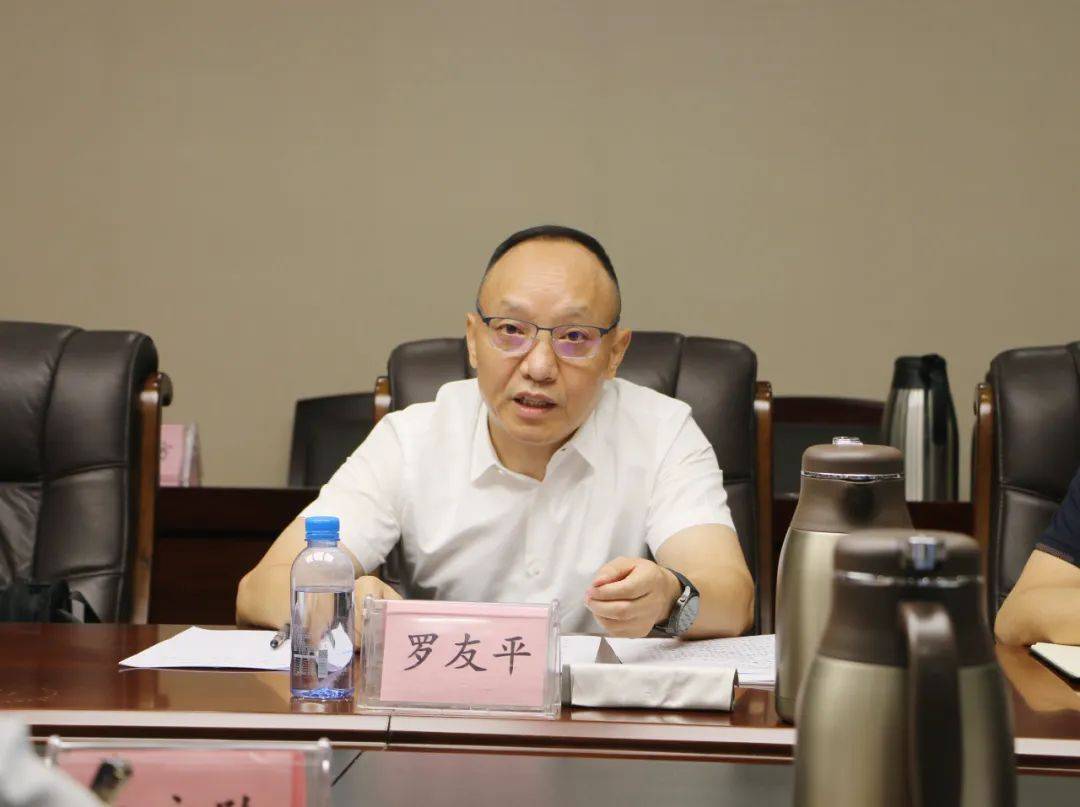 民盟四川省委会 四川省经济发展促进会携手共建人民政协智库 (图4) 民盟四川省委会 四川省经济发展促进会携手共建人民政协智库 (图4)