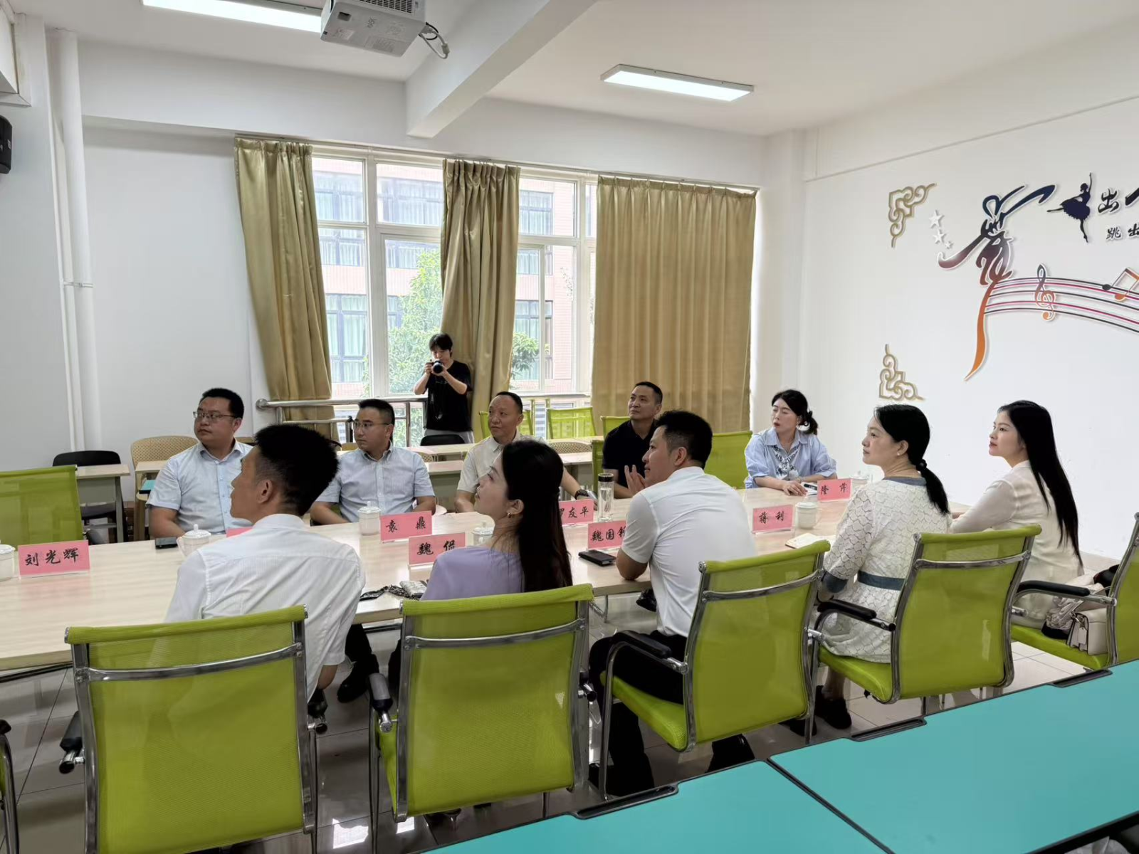 图片 2.png 罗友平率队赴四川工商学院音乐舞蹈学院调研共话文旅融合发展(图2)