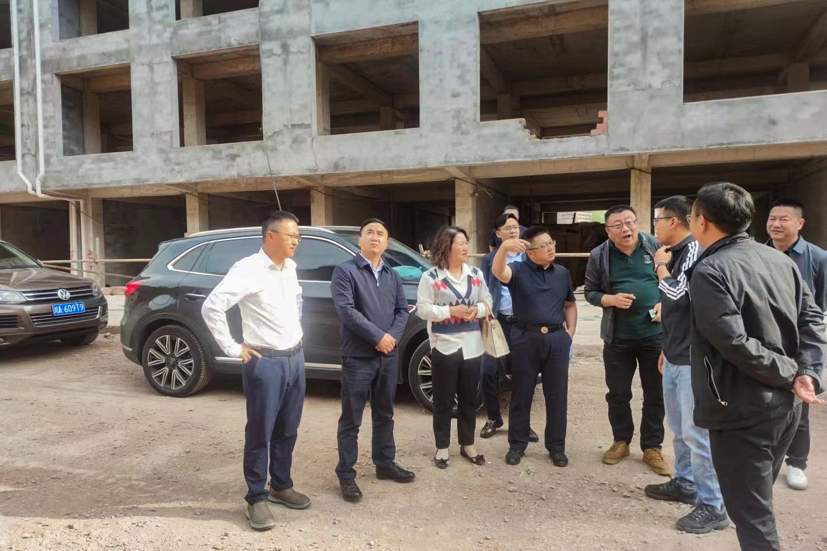 四川省经济发展促进会实地考察美姑县超长期特别国债项目(图2) 四川省经济发展促进会实地考察美姑县超长期特别国债项目(图2)