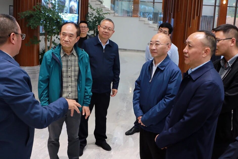 四川省经济发展促进会课题组赴巴中市专题调研(图1)