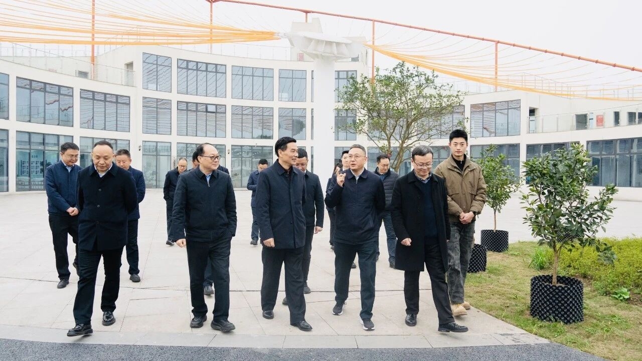 全国政协常委、四川省政协副主席刘旭光率队赴富顺县调研现代农业与乡村振兴工作(图1)