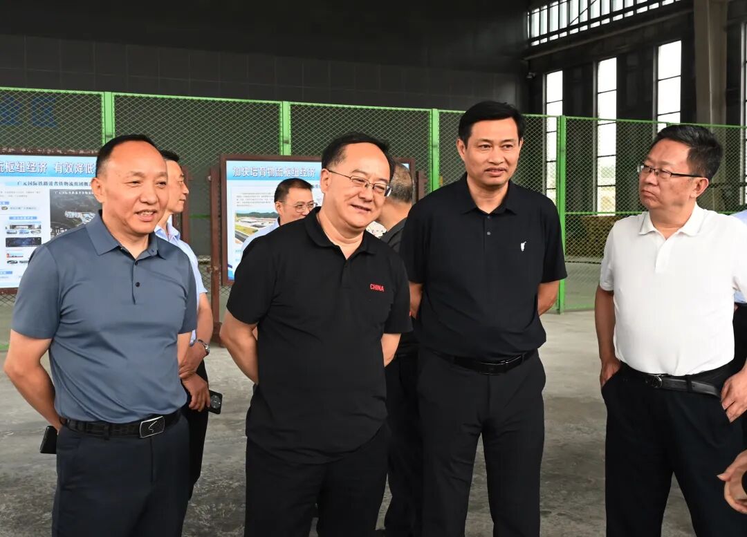 省政协副主席杜和平率队赴广元开展重点调研 罗友平会长参加调研(图3) 省政协副主席杜和平率队赴广元开展重点调研 罗友平会长参加调研(图3)