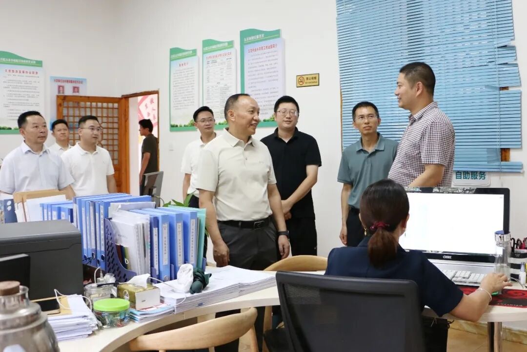 四川省经济发展促进会调研组赴阆中市调研座谈(图4) 四川省经济发展促进会调研组赴阆中市调研座谈(图4)