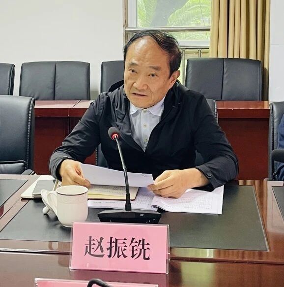 四川省经济发展促进会赴米易县开展专题调研(图2) 四川省经济发展促进会赴米易县开展专题调研(图2)