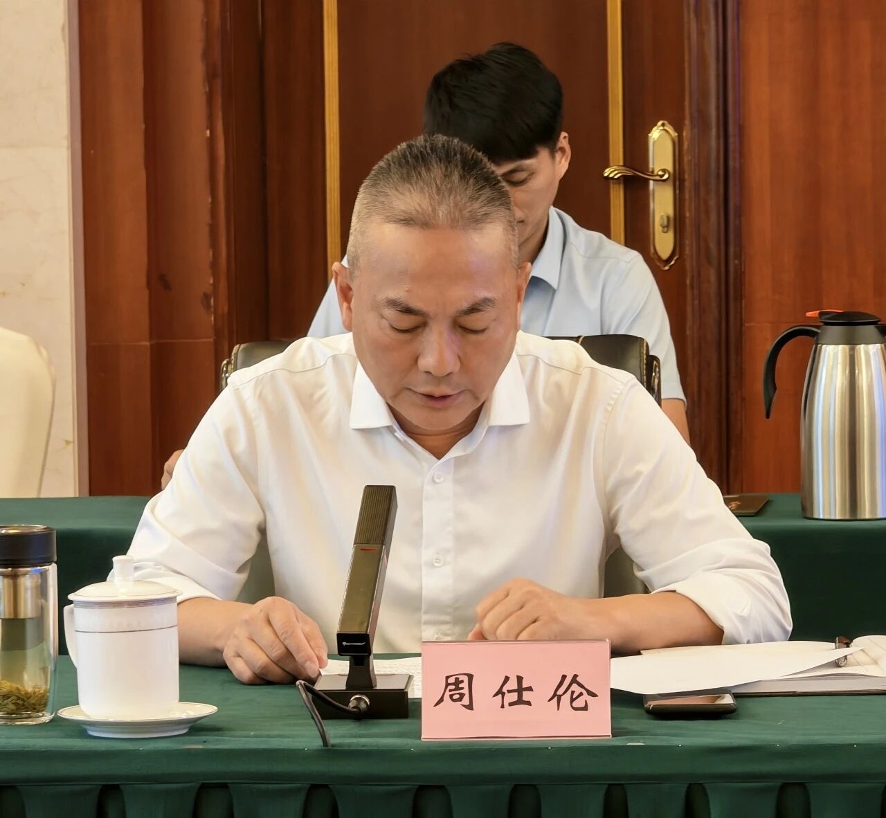 关爱“一老一小” 省经济发展促进会赴凉山州开展慈善捐赠活动(图2) 关爱“一老一小” 省经济发展促进会赴凉山州开展慈善捐赠活动(图2)