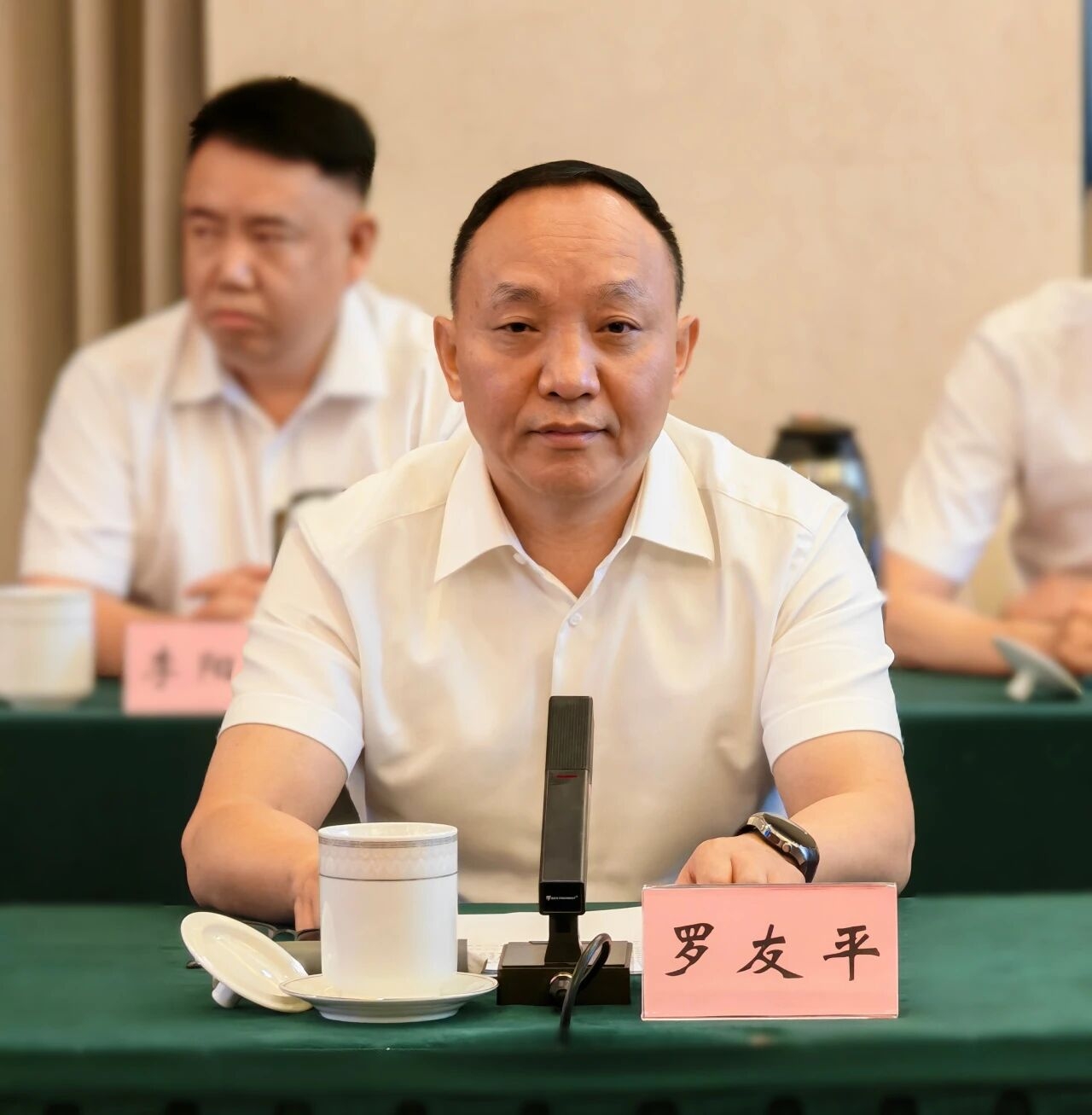 关爱“一老一小” 省经济发展促进会赴凉山州开展慈善捐赠活动(图4) 关爱“一老一小” 省经济发展促进会赴凉山州开展慈善捐赠活动(图4)