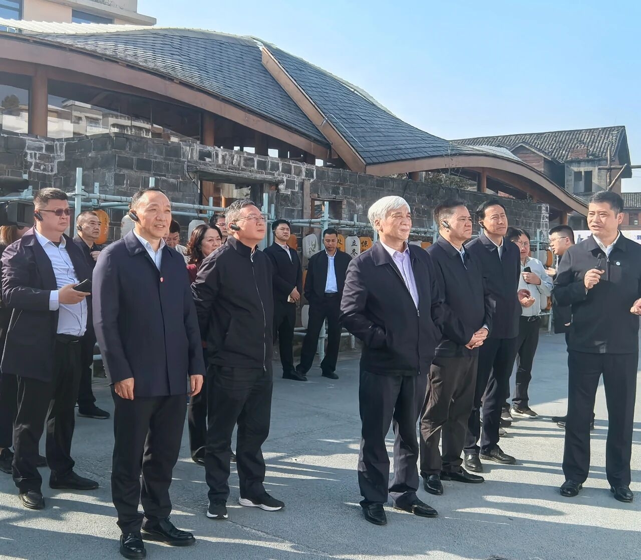 全国人大常委会副委员长丁仲礼来川考察调研 四川省经济发展促进会罗友平会长参加调研和座谈(图2) 全国人大常委会副委员长丁仲礼来川考察调研 四川省经济发展促进会罗友平会长参加调研和座谈(图2)