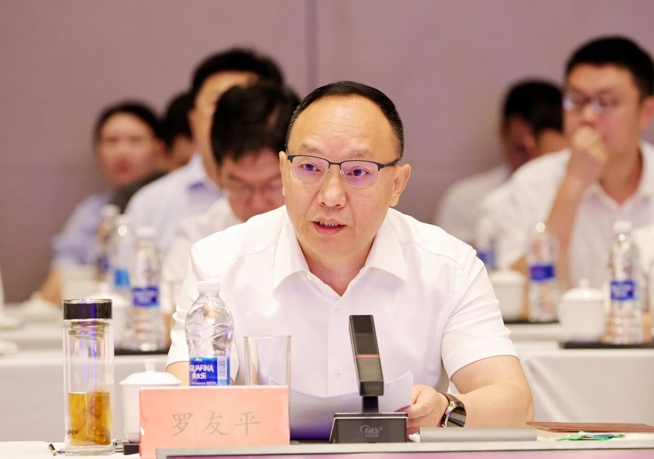 “盟遂合作”40周年座谈会在遂宁召开 王光谦出席并讲话 罗友平汇报“盟遂合作”40周年课题研究的体会与思考(图3) “盟遂合作”40周年座谈会在遂宁召开 王光谦出席并讲话 罗友平汇报“盟遂合作”40周年课题研究的体会与思考(图3)