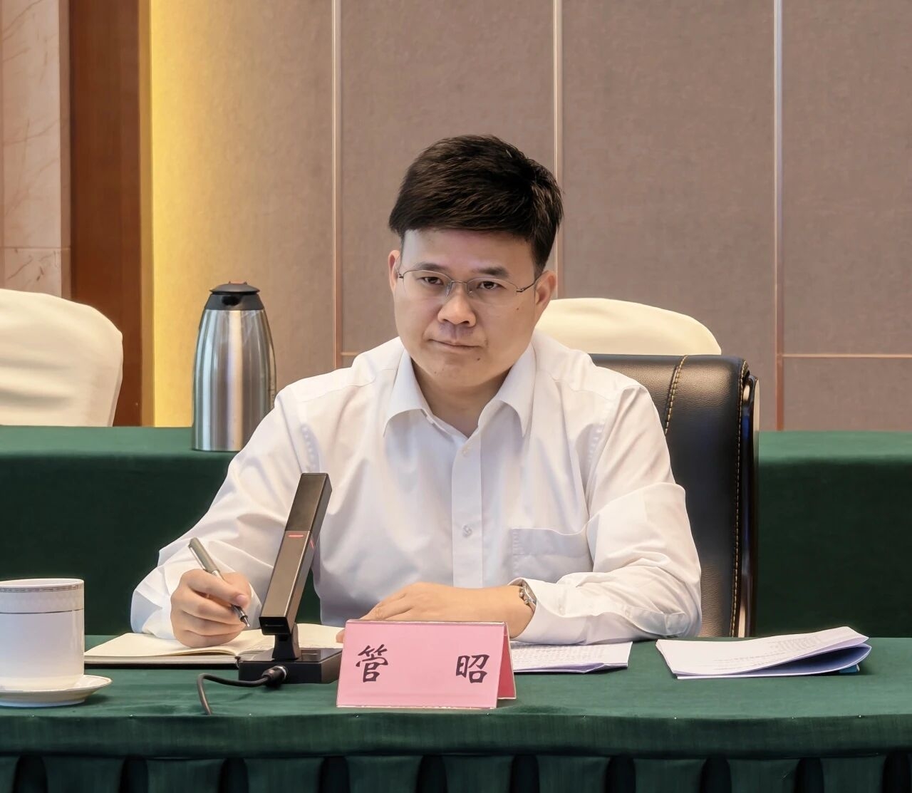四川省经济发展促进会赴凉山州调研国资国企改革发展工作(图2) 四川省经济发展促进会赴凉山州调研国资国企改革发展工作(图2)