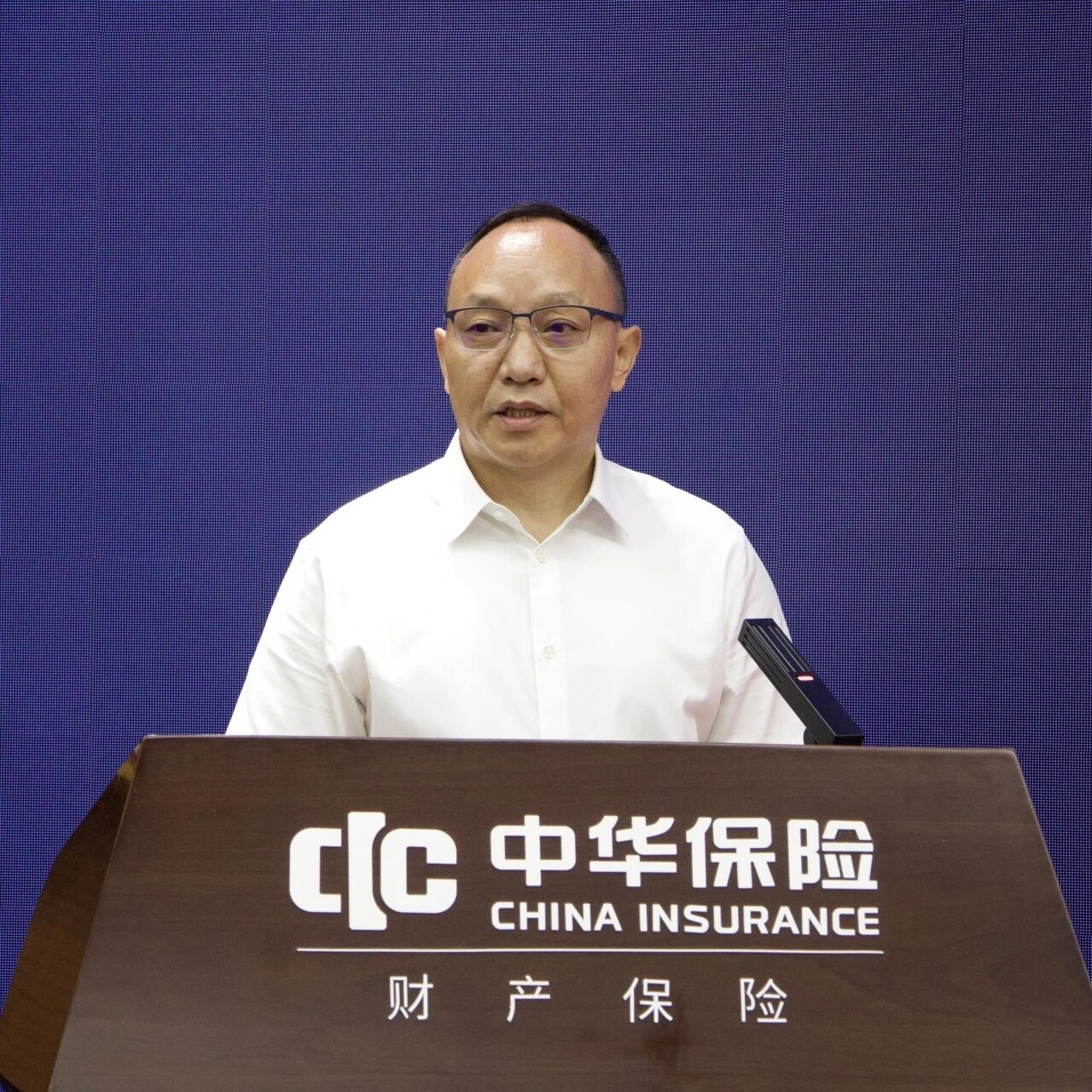 省经济发展促进会会长罗友平出席“中华保险赋能低空经济发展主题活动”并致辞(图3)