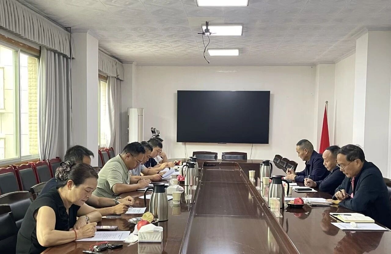 省经济发展促进会赴越西县开展乡村振兴专题调研暨托底性帮扶对接(图1) 省经济发展促进会赴越西县开展乡村振兴专题调研暨托底性帮扶对接(图1)
